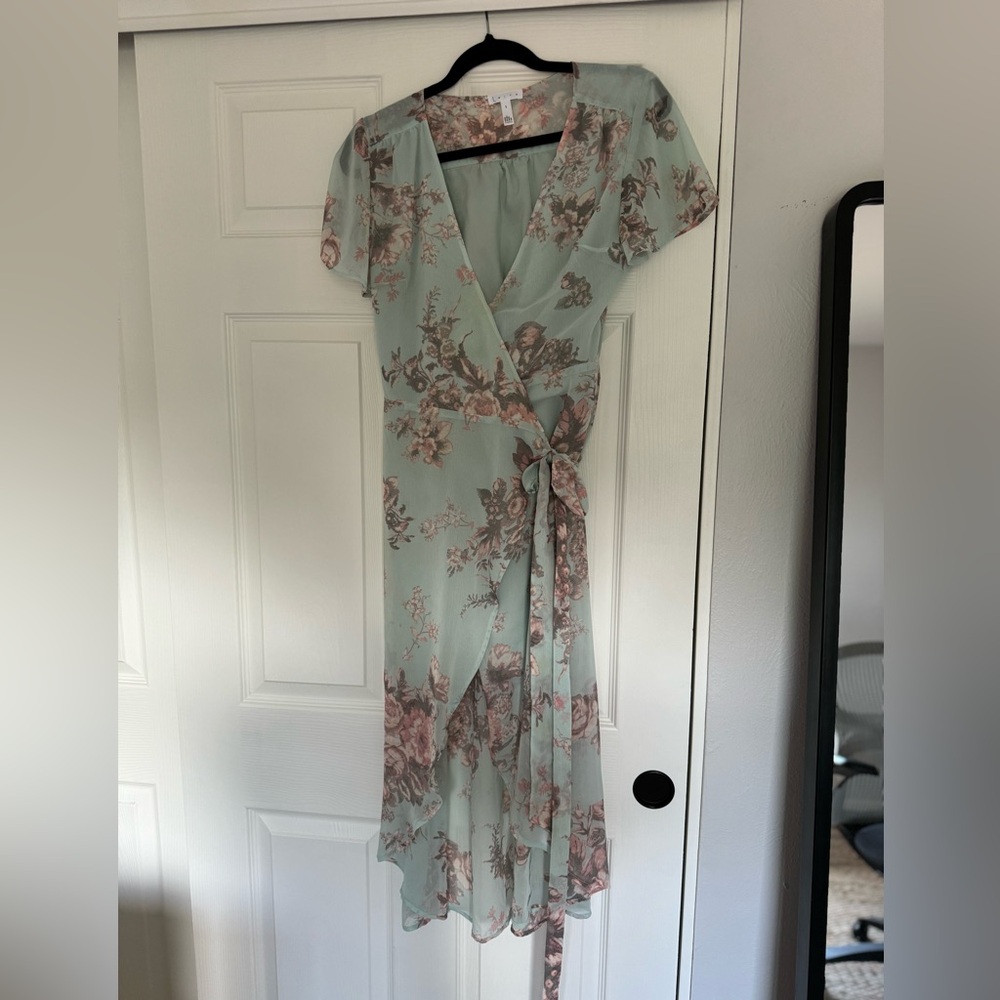 Leith wrap dress, light blue with florals